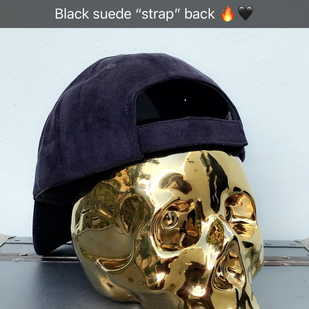 Black suede strap back 🖤🔥